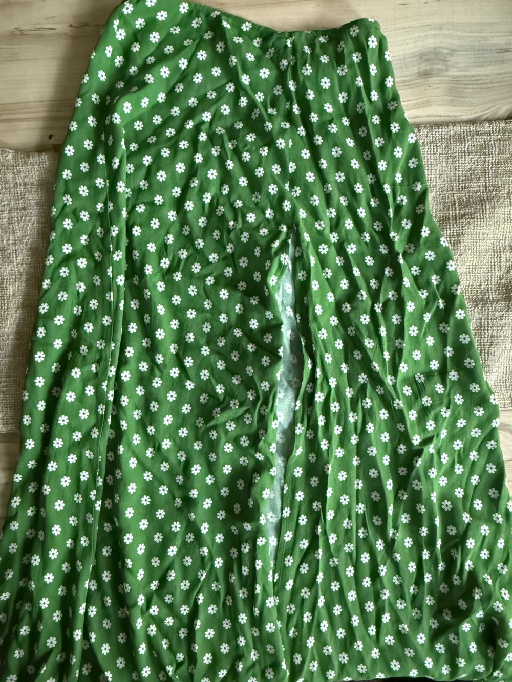 NWOT Reformation Green Midi Skirt with White Daisy Print